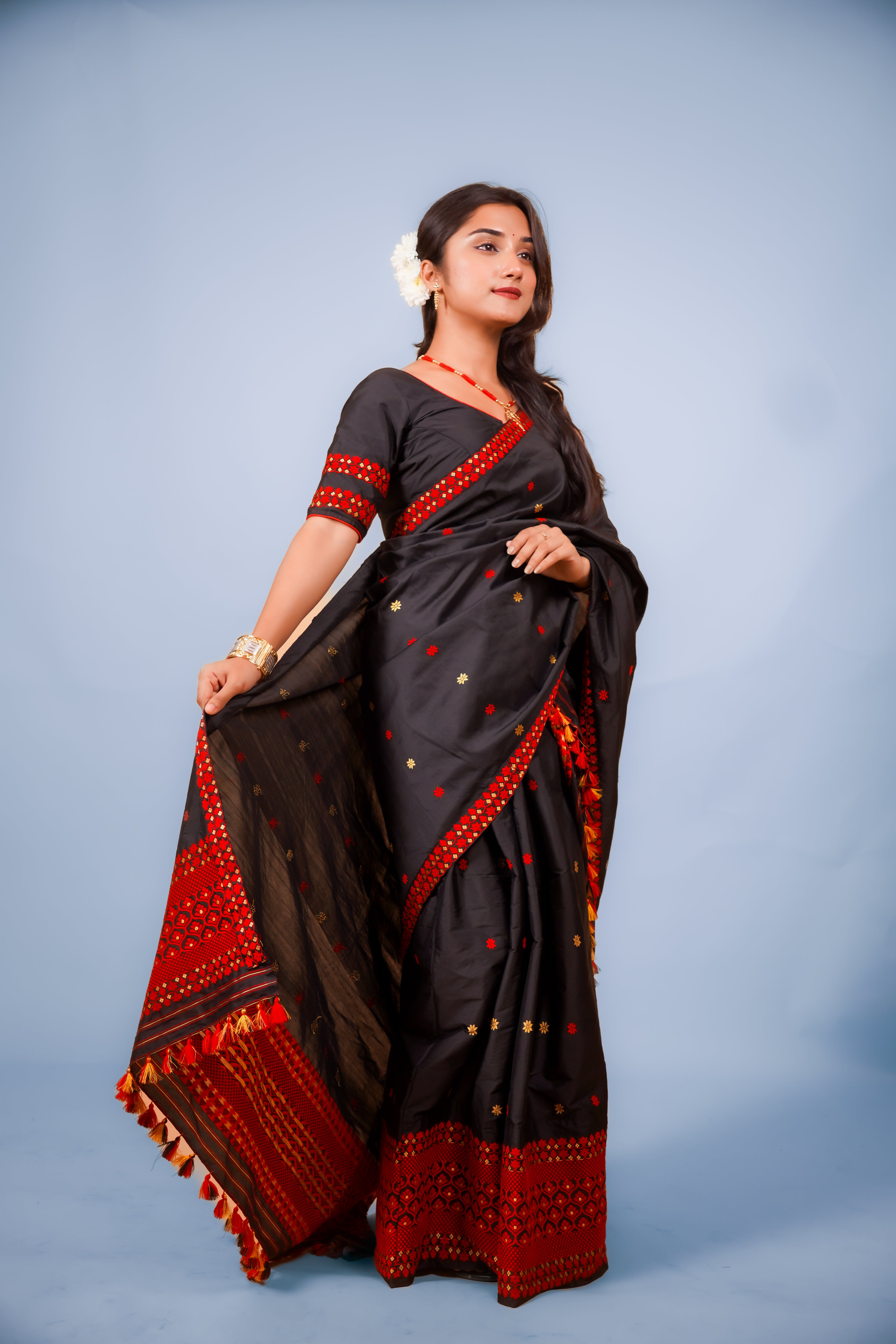Assam Handmade Black & Red Mixed Pat Silk Mekhela Chador